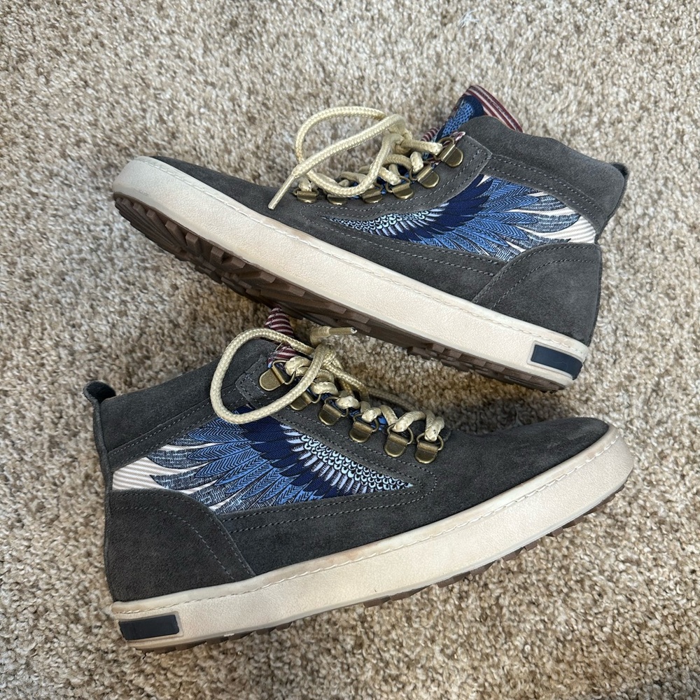 inkkas Gray Suede Lace-Up Boots with Blue Wing Detail